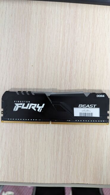 оперативная память ddr4 sdram: Оперативная память, Б/у, Kingston Fury, 8 ГБ, DDR4, 3200 МГц, Для ПК