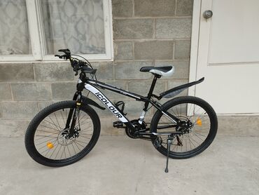 Другой транспорт: Продается горный велосипед, цена 15000сом доставка по городу бесплатно