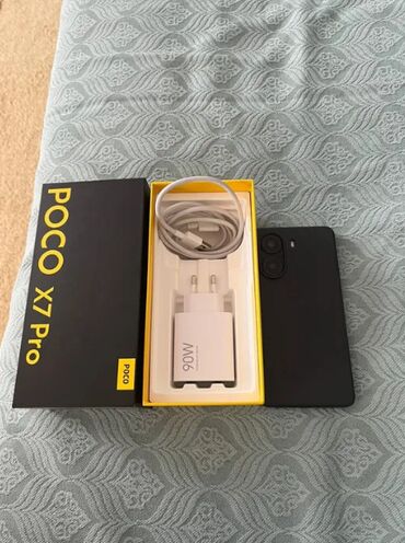 lcd мониторы: Poco X7 Pro, Б/у, 512 ГБ, цвет - Черный