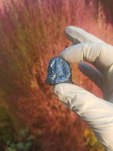 Digər kolleksiyalar: 💎 Təbii Terahertz (Silisyum) daşı😍 Qiymət👉🏻 ölçüsünə görə dəyişir ( 15 — 11