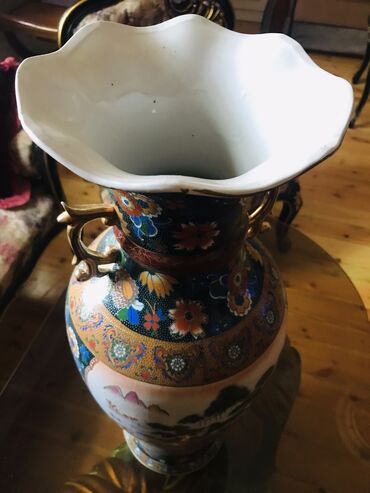 Vazalar: Guldan qedimi boyukdur ev dekoru ucun saxsidandir ustunde nagillardan — 7