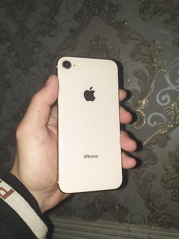 Apple iPhone: IPhone 8, Золотой — 2