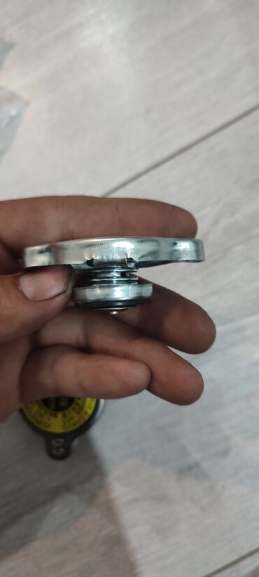 Другие детали вентиляции, охлаждения и отопления: Крышка радиатора аригиналный фирменный качественный привозной оптом — 5