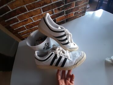 zara ženske patike: Adidas, 36.5, color - White