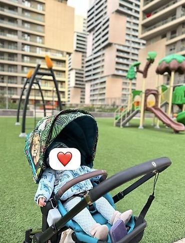 Modullu arabalar: Satilir. Kolyaska qenedli qara (qenedinin biri qirilib) ve ayrica ustu — 9