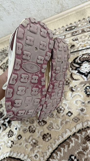 Кроссовки и спортивная обувь: Кроссовки, 36, 36.5, 37, Anta, Б/у, цвет - Белый, Самовывоз, Платная доставка — 9