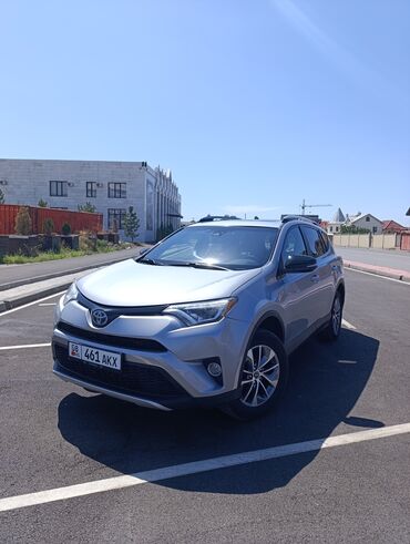 автомобиль для продажи: Toyota RAV4: 2017 г., 2.5 л, Вариатор, Гибрид, Кроссовер