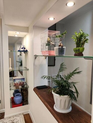 манас квартиры: 2 комнаты, 80 м², Индивидуалка, 4 этаж, Евроремонт