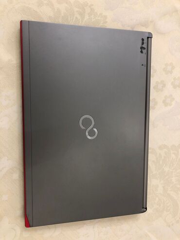 compaq notebook: Intel Core i5, 8 GB, 15.6 "