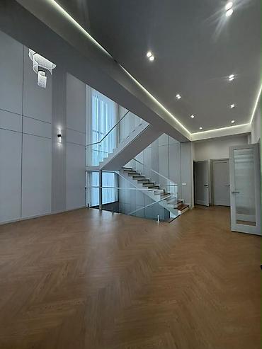 Продажа домов: 6 комнат и более, 400 м², 5 соток, Бишкек, Алтын-ордо ж/м Агентство недвижимости — 8