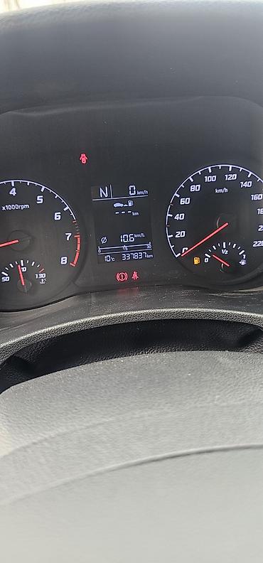 Другие детали салона: Hyundai Solaris — интерьер и оснащение - Салон: тканевая обивка — 8