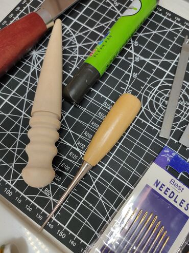 Другое: Набор по работе по коже в наборе есть пробойники разные заклепник — 7