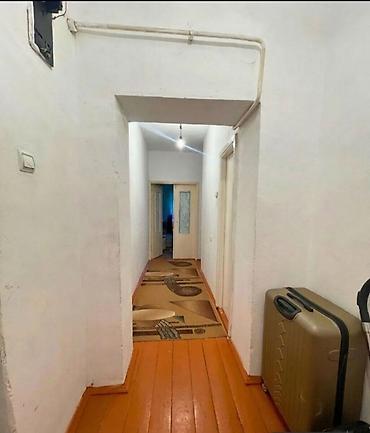 2 room flat: 2 комнаты, 6 мкр Риэлтор, Студентам, от 3 месяцев — 2