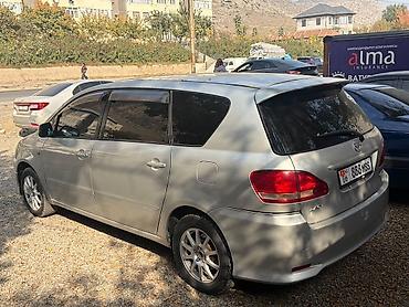 bmv 525: Toyota Ipsum: 2002 г., 2.4 л, Автомат, Бензин, Минивэн — 4