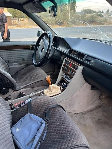 вента автамат: Mercedes-Benz W124: 1987 г., 2.3 л, Механика, Бензин, Седан — 5
