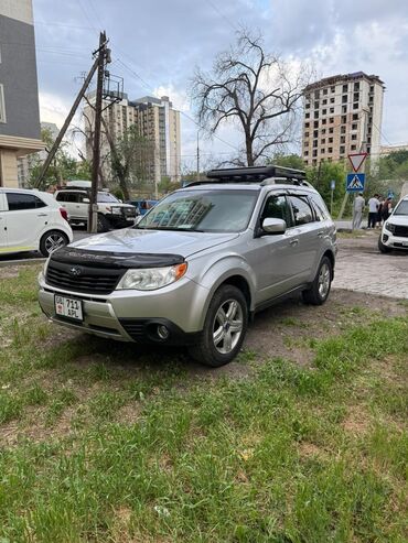 Subaru: Subaru Forester: 2010 г., 2.5 л, Автомат, Бензин