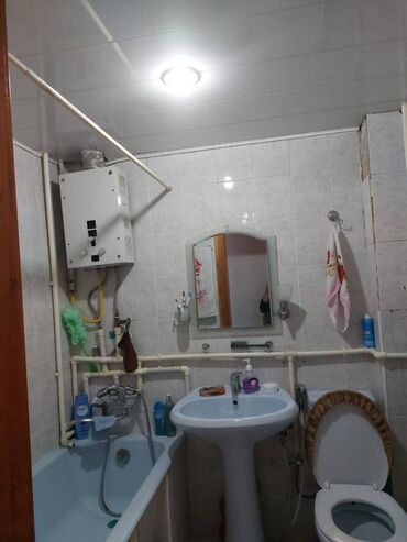 Uzunmüddətli kirayə mənzillər: Nərimanov metrosunun yaxınlığında 5 mertebeli binanın 3-cü — 7