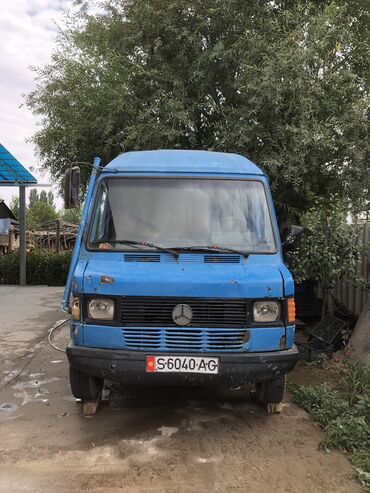 Грузовик, Mercedes-Benz, Стандарт, 3 т, Б/у