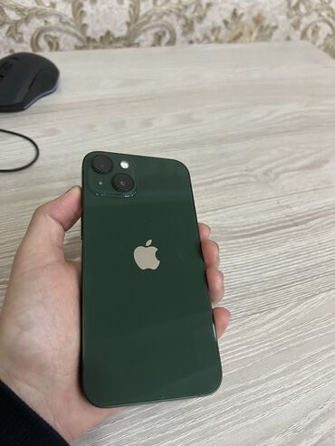 green card 2018: IPhone 13, Б/у, 128 ГБ, Alpine Green, Зарядное устройство, Защитное стекло, Чехол, 88 %