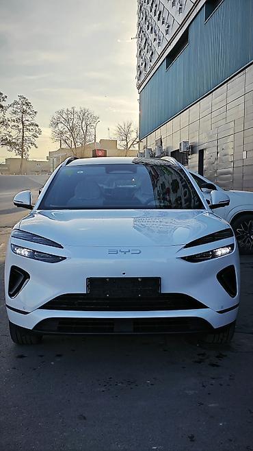 BYD: BYD Song Plus: 2025 г., 3 л, Автомат, Гибрид, Кроссовер — 1