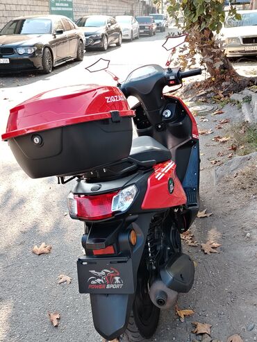 Mopedlər,skuterlər: 3704 km — 5