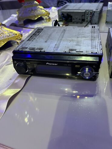 Qulaqcıqlar: İşlənmiş Disk Maqnitofon Pioneer