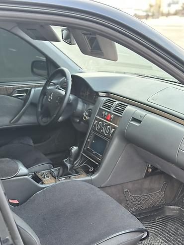 Mercedes-Benz: Mercedes-Benz E-Class: 2000 г., 2 л, Механика, Бензин, Седан — 10