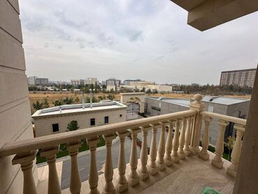 Продажа квартир: 3 комнаты, 127 м², Элитка, 3 этаж — 9