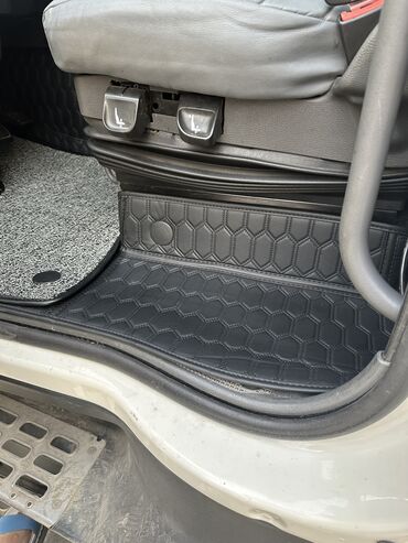 Полики: 5D Экокожа Полики Для салона Volvo, цвет - Черный, Новый, Самовывоз — 5