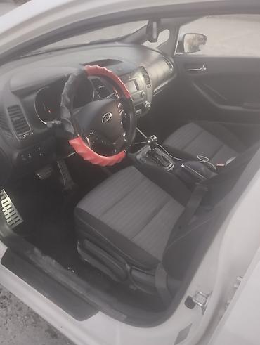 саната ю20: Kia Cerato: 2016 г., 1.6 л, Бензин, Седан — 6