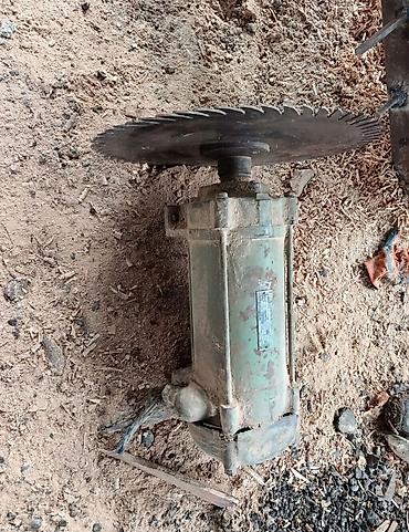 elektrik əl mişarı maxi az: 10 kv. 5000 abarot .3 faza Abarot ağac emalı üçün diskli dəzgah — 2