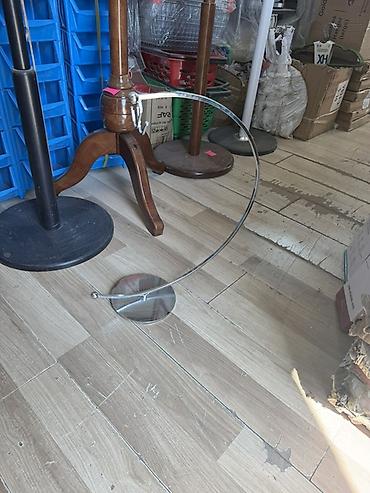 vitrin dolab: Metaldan hazırlanmış asma dekor/aksesuar dayağı - Material: parlaq — 2