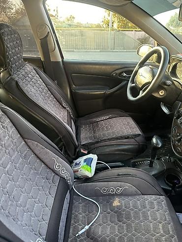 c class w204: Ford Focus: 2001 г., Механика, Бензин, Седан — 9