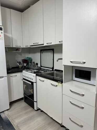 кухонный шкаф буфет: Кухонный гарнитур, Шкаф, Буфет, цвет - Белый, Б/у