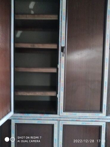 Sifarişlə dolablar: Plastik şkafıların sifarişi Ağ rəngdə 1 kvadratı 90 azn Rəngli 1 — 30