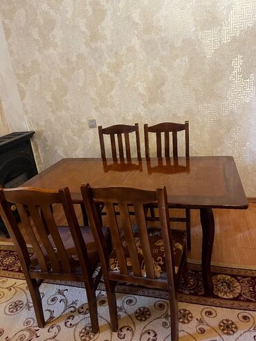 Masa və oturacaq dəstləri: Qonaq otağı üçün, İşlənmiş, Açılan, 6 stul — 10