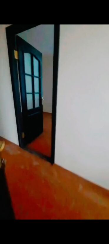 Yeni tikili: 4 otaqlı, Yeni tikili, 6 kv. m — 6