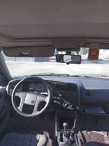 Volkswagen: Volkswagen Passat: 1988 г., 1.8 л, Механика, Бензин, Седан at lalafo.kg — 9 Volkswagen: Volkswagen Passat: 1988 г., 1.8 л, Механика, Бензин, Седан — 9