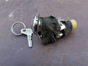 Auto delovi: Brave vrata i gepeka sa ključem Lada 2107 Riva, Lada 2105 br.1 — 7