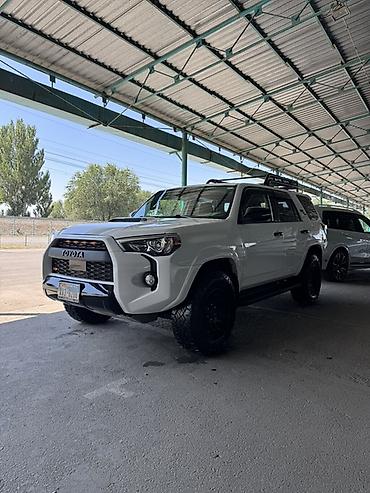 калыб: Toyota 4Runner: 2020 г., 4 л, Автомат, Бензин, Жол тандабас — 2