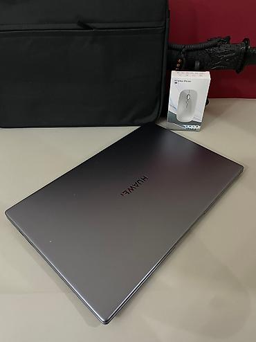 windows surface: Huawei - это отличный металлический ноутбук, с подсветкой для учебы — 5