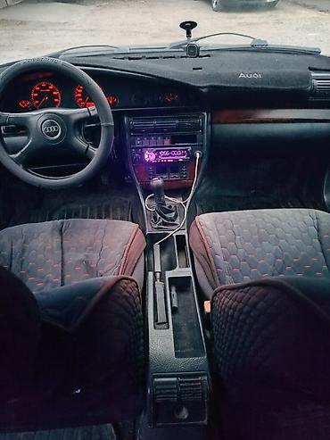 Продажа авто: Audi 100: 1993 г., 1.8 л, Механика, Бензин, Универсал — 8