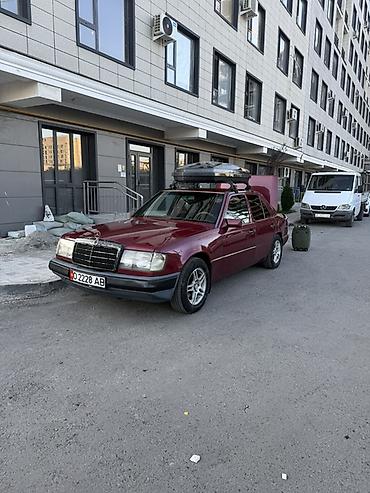 413 cdi: Mercedes-Benz W124: 1991 г., Седан — 1