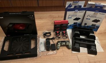 Video oyunlar üçün aksesuarlar: PlayStation 4 üçün DOBE seriyalı aksesuarlar dəsti. Dəstdə iki ədəd