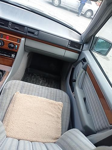 mersedes e class: Mercedes-Benz W124: 1991 г., 2.3 л, Механика, Бензин, Универсал — 9