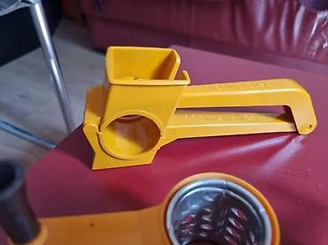 RUČNI MLIN ZA SIR MOULINEX IZ 70-IH | Stari ručni mlin Moulinex iz