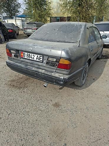 step vagon: Nissan Primera: 1990 г., 1.6 л, Механика, Бензин, Седан — 2
