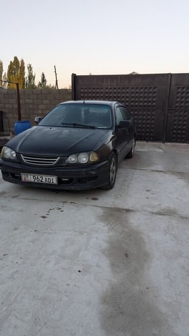 Toyota: Toyota Avensis: 1998 г., 2 л, Механика, Бензин, Хэтчбэк