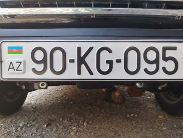 азербайджан авто: Azərbaycan Respublikasının avtomobil nömrə nişanı. Ağ fon üzərində