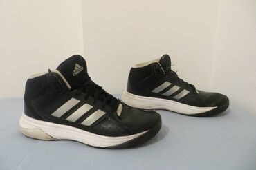 Patike i sportska obuća: ADIDAS br 42 27cm unutrasnje gaziste stopala, patike bez mana greske